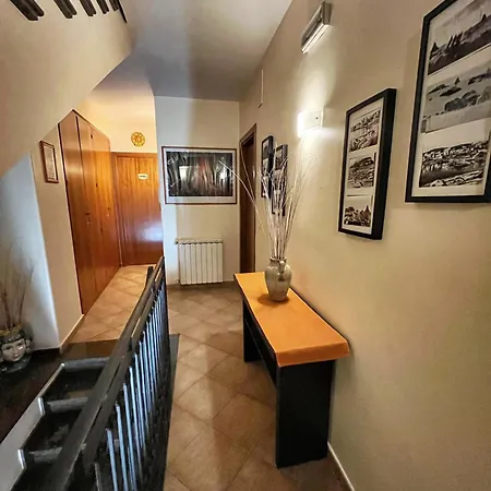 Epos Acitrezza Bed & Breakfast *